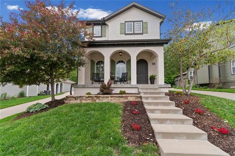 Photo of 314 Fawn Lane, Liberty, MO 64068 (MLS # 2616418)