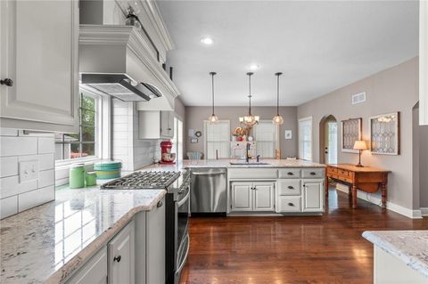 Tiny photo for 314 Fawn Lane, Liberty, MO 64068 (MLS # 2616418)