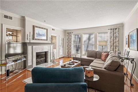 3936 Shawnee Mission Parkway Fairway KS 66205