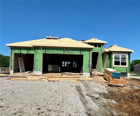 22900 S Ridgeview Drive Peculiar MO 64078