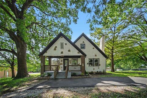 Photo of 5000 Blue Ridge Boulevard, Kansas City, MO 64133 (MLS # 2636628)