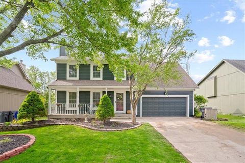 1329 E 154 Terrace, Olathe, KS 66062 - #: 2545187