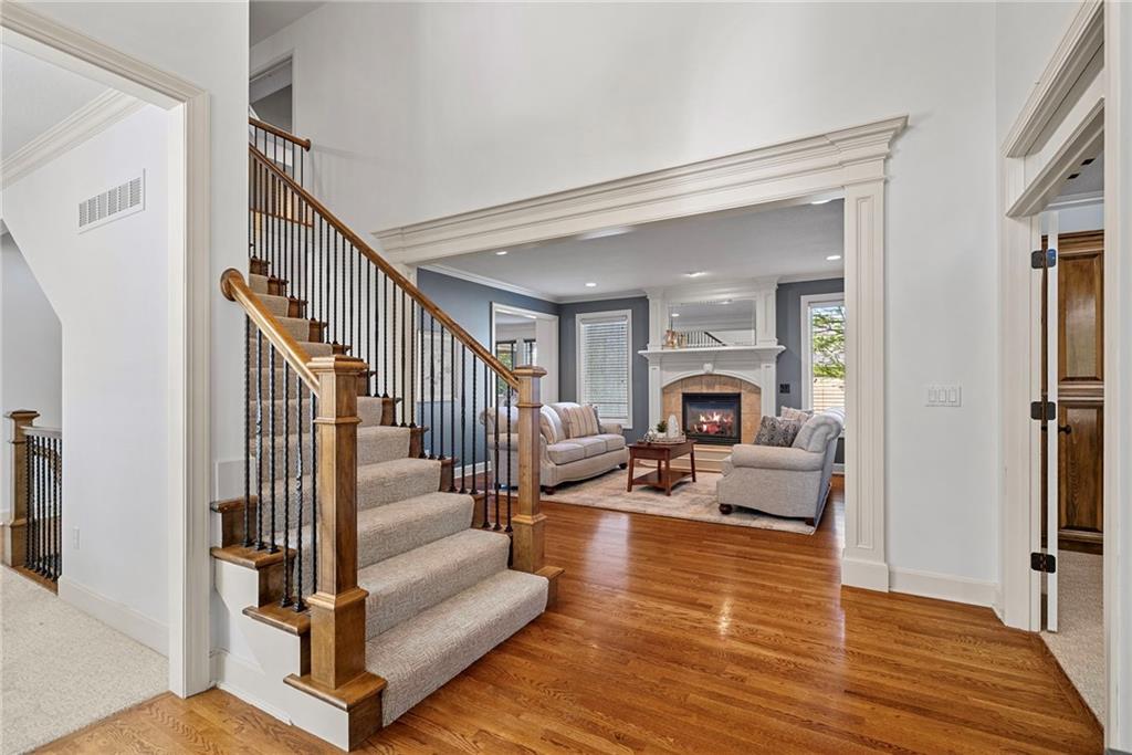 5314 W 164th Place