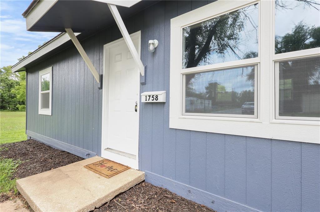 1758 Main Street