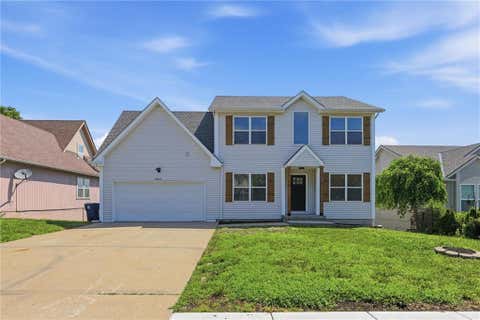 Photo of 8547 N Robinhood Avenue, Kansas City, MO 64154 (MLS # 2625945)