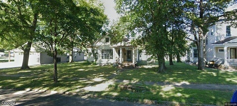 Photo of 1014 S Massachusetts Avenue, Sedalia, MO 65301 (MLS # 2639087)