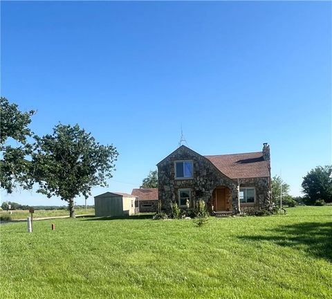 806 Us Highway, Iola, KS 66749 - MLS#: 2552860