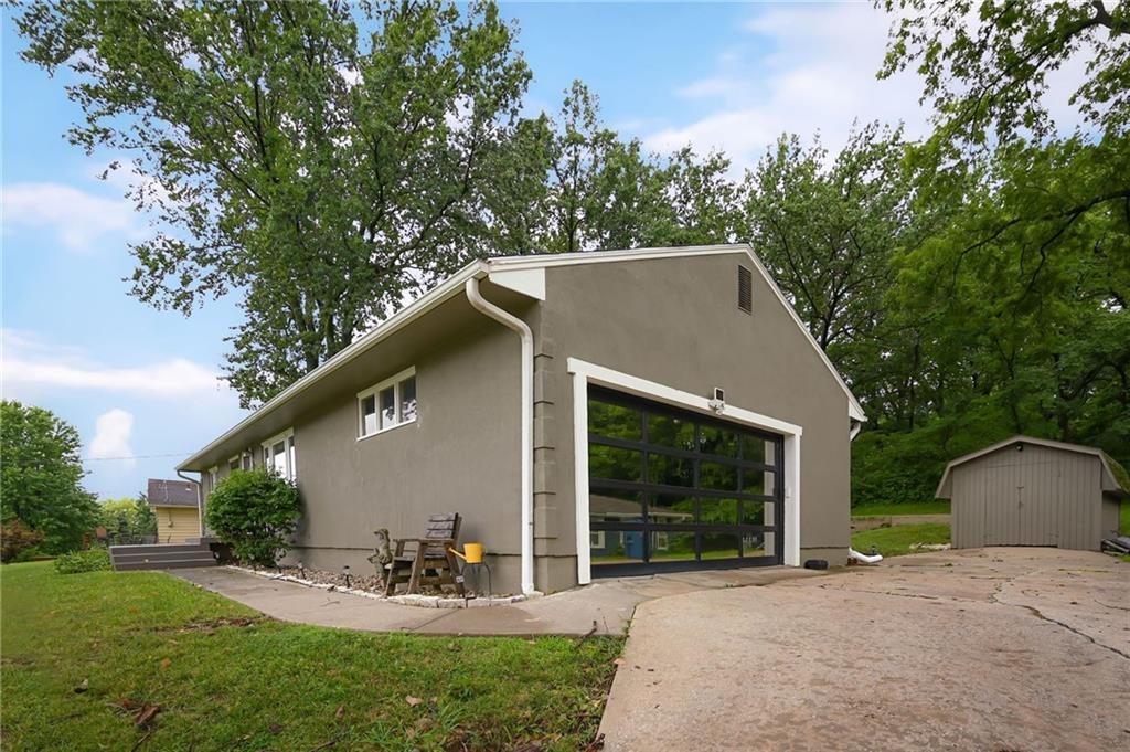 8000 NW Potomac Street