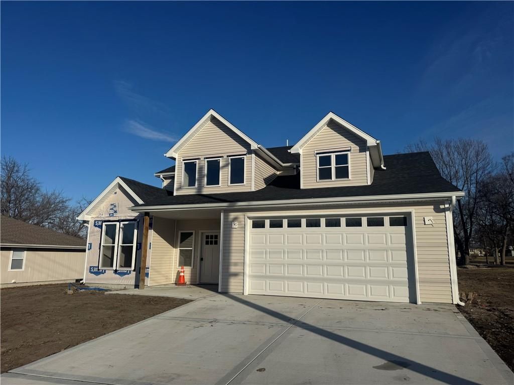 Photo of 420 N Groat Street, Cameron, MO 64429 (MLS # 2607517)