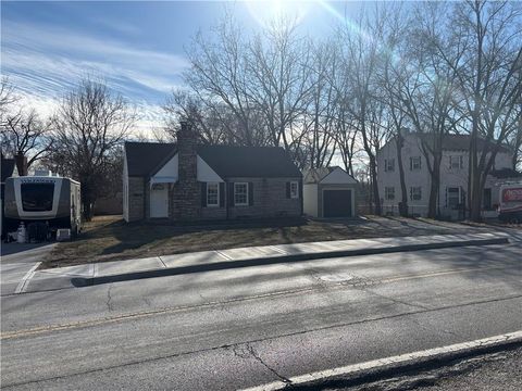 609 NE 42nd Street, Kansas City, MO 64116 - #: 2599352