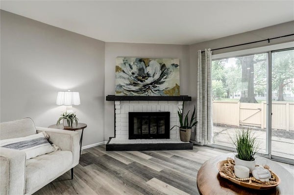 8039 HALSEY ST, LENEXA, KS 66215 - Image 70d5e65dda0848166b6dfc44211e30df/1421382001