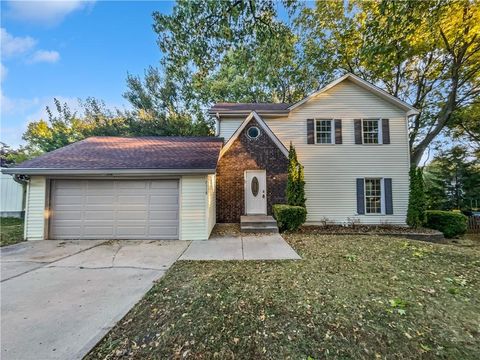 7518 76th Place Kansas City MO 64152