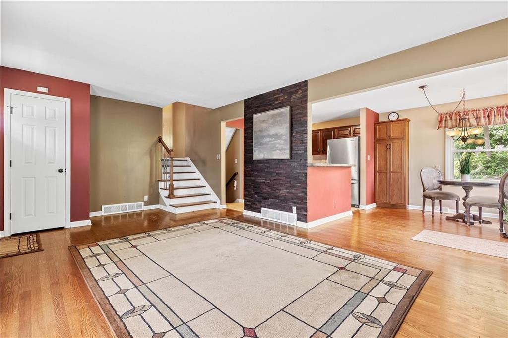 Photo of 506 Moss Avenue, Liberty, MO 64068 (MLS # 2618184)