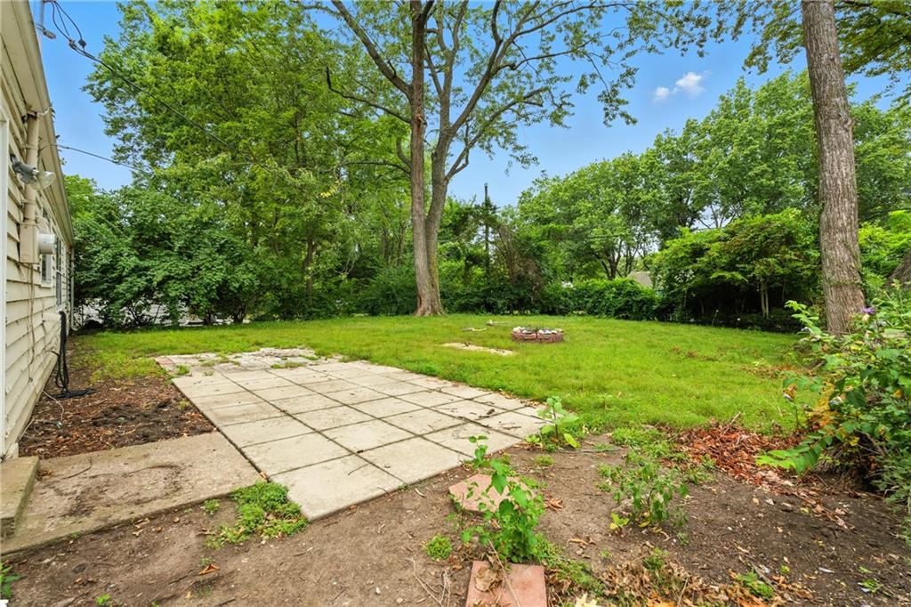 2318 W 79th Street