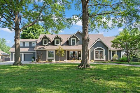 3902 W 141st Drive, Leawood, KS 66224 - #: 2490427