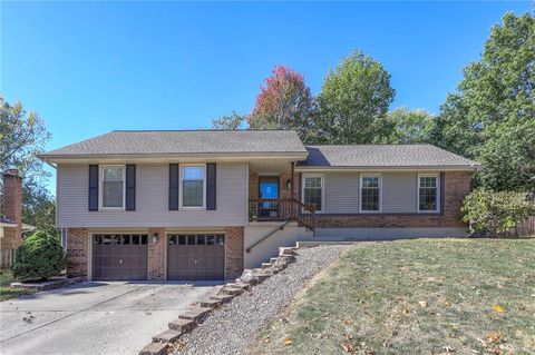 400 NE Stanton Lane, Lee\'s Summit, MO 64064 - MLS#: 2583073