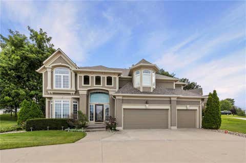 Photo of 1441 NE Daltons Ridge Drive, Lees Summit, MO 64064 (MLS # 2633729)