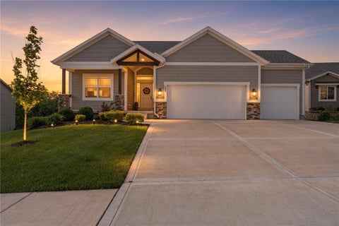 202 NW Joshua Drive, Lee\'s Summit, MO 64081 - MLS#: 2617127