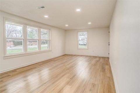 Tiny photo for 1508 NANCY Lane, Liberty, MO 64068 (MLS # 2610241)