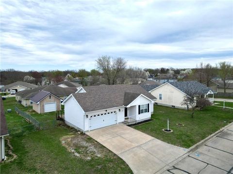 1215 Woods Drive, Sedalia, MO 65301 - #: 2545652