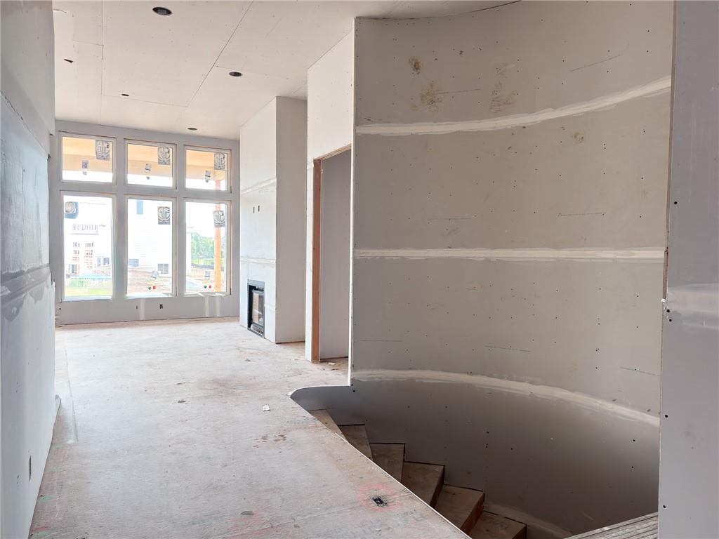 22005 W 99th Terrace