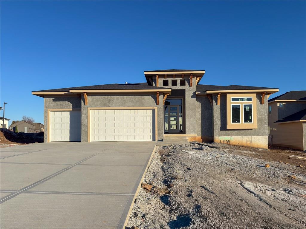 22005 W 99th Terrace