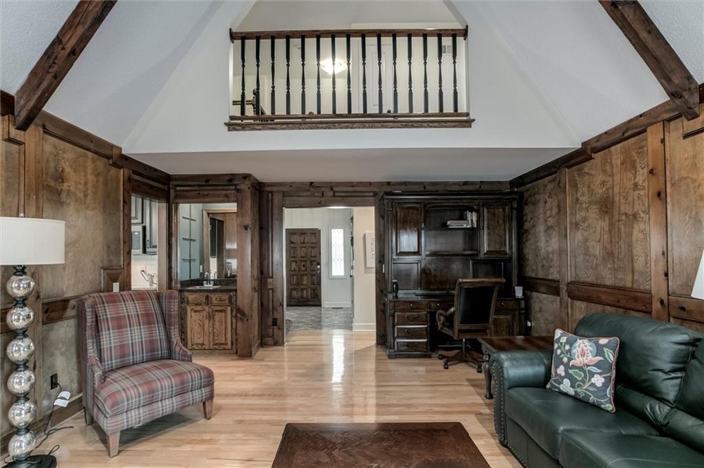 8011 W 114 Terrace