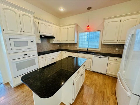 Tiny photo for 1912 Carter Court, Liberty, MO 64068 (MLS # 2644140)