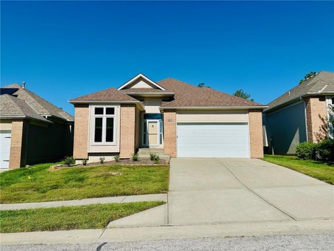 Tiny photo for 1912 Carter Court, Liberty, MO 64068 (MLS # 2644140)