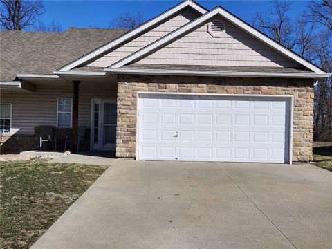 10302 E 45th Terrace Kansas City MO 64133