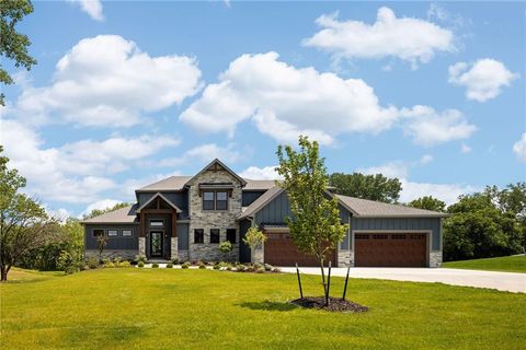 17894 169th Street Basehor KS 66007