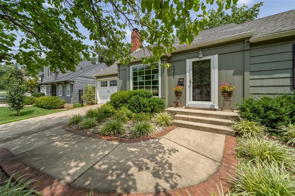 5337 Clark Drive