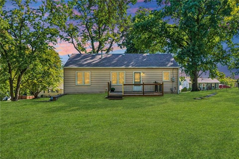 Tiny photo for 1024 Orchard Avenue, Liberty, MO 64068 (MLS # 2645603)
