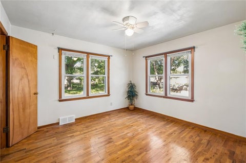 Tiny photo for 1024 Orchard Avenue, Liberty, MO 64068 (MLS # 2645603)