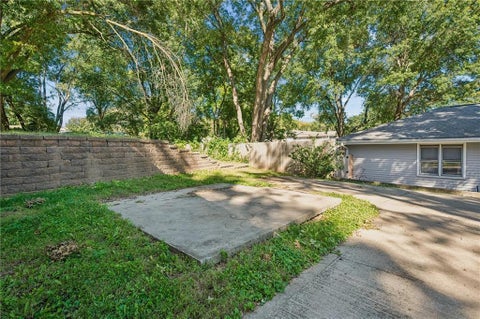 Tiny photo for 1024 Orchard Avenue, Liberty, MO 64068 (MLS # 2645603)