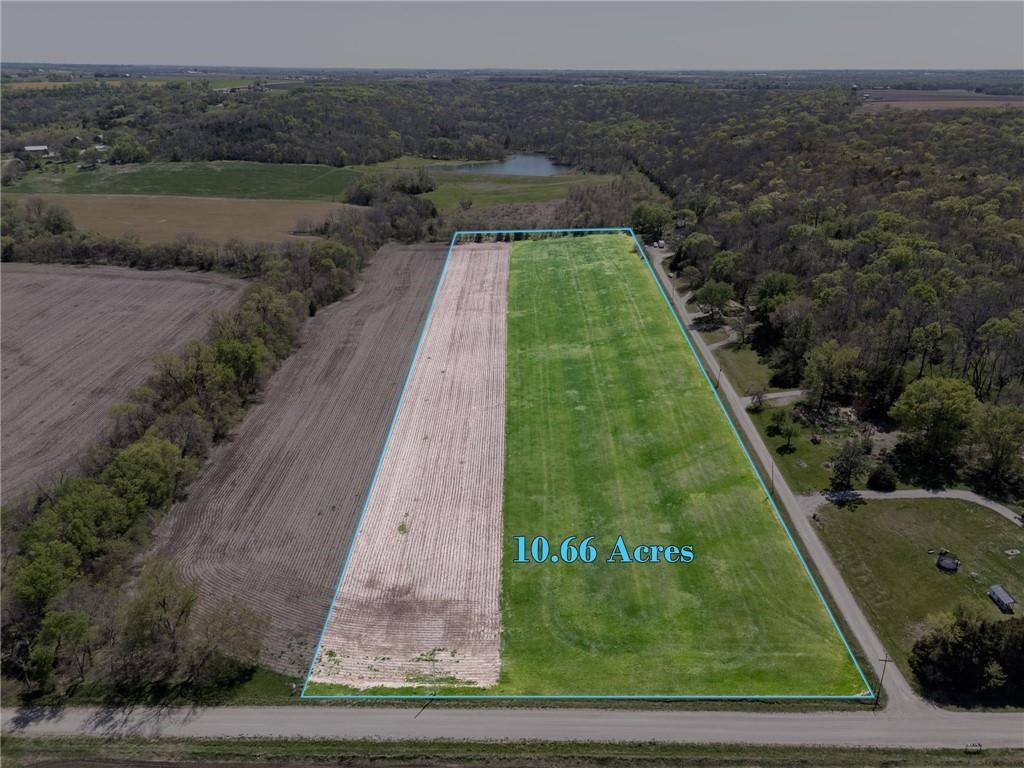 10.66 Acres M/L N 800 Road