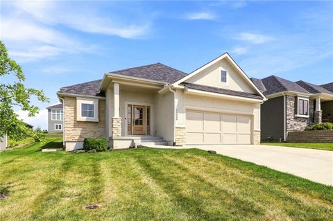 Photo of 11229 Brome Drive, Kearney, MO 64060 (MLS # 2639000)