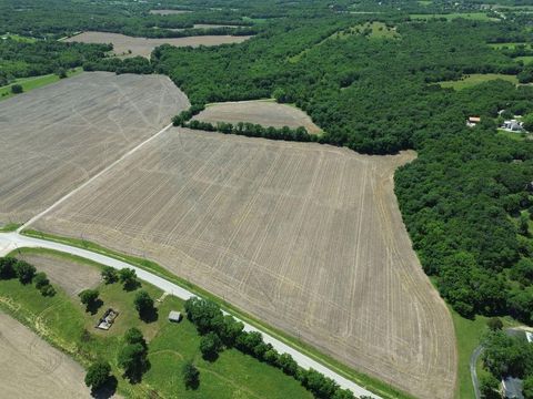 29655 W 83rd Street De Soto KS 66018