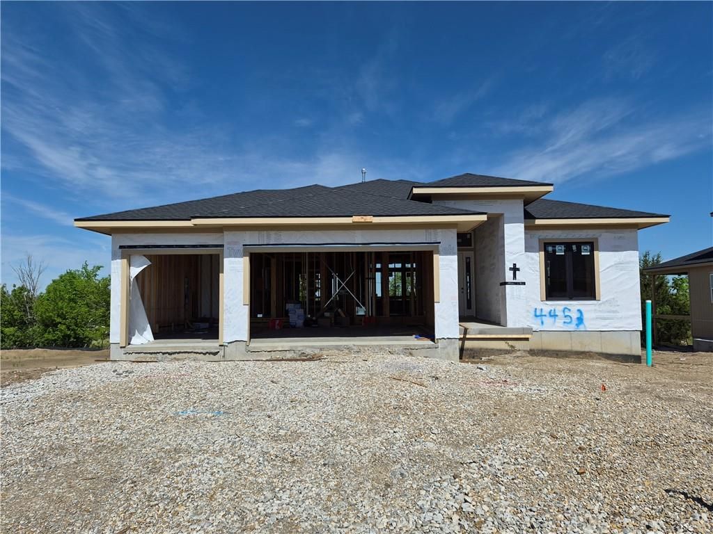 Photo of 4453 Tee Box Drive, Basehor, KS 66007 (MLS # 2618694)