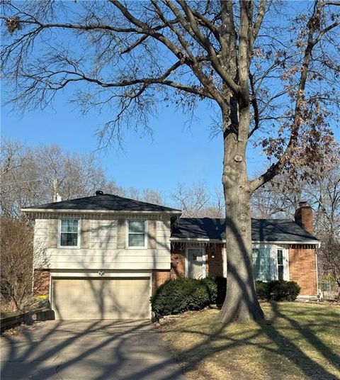 8704 W 72nd Street Merriam KS 66204