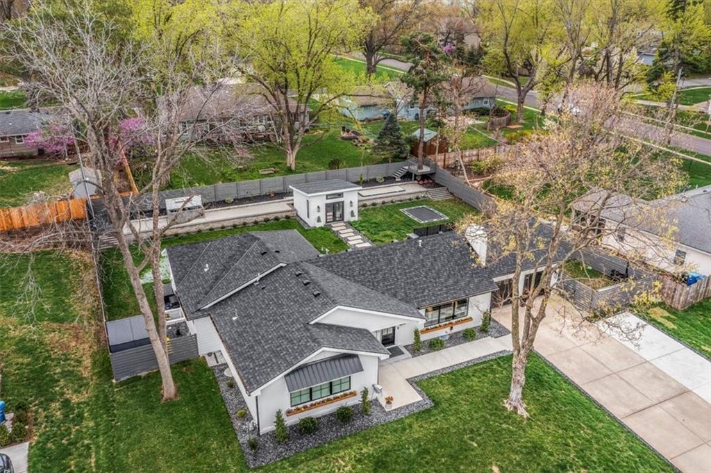 8221 Beverly Drive