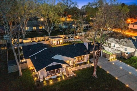 8221 Beverly Drive Prairie Village KS 66208