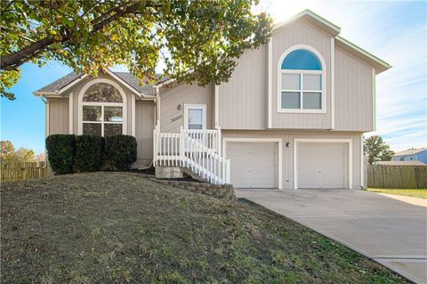 32555 W 171st Court Gardner KS 66030