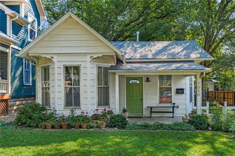 Photo of 1040 Pennsylvania Street, Lawrence, KS 66044 (MLS # 2638477)