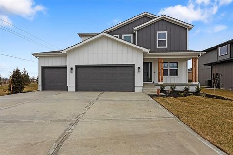 13458 W 179th Terrace Overland Park KS 66013