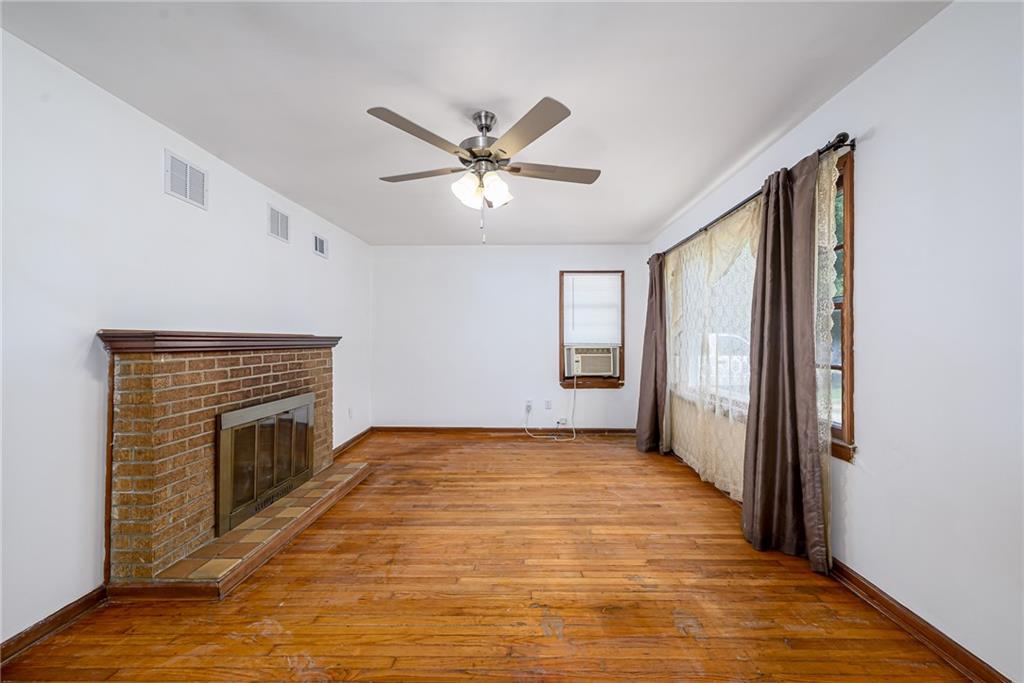 127 W 3rd Street