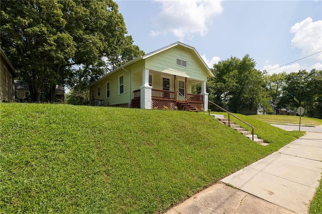 3220 E 68th Street