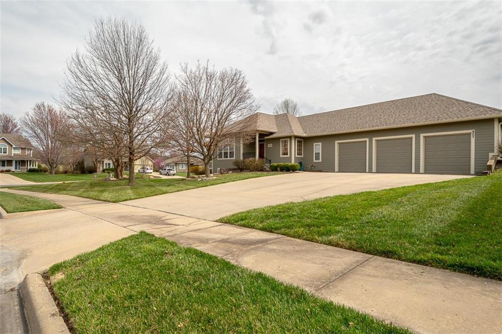 907 Jasara Circle
