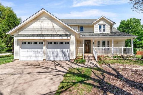 715 Lark Street, Raymore, MO 64083 - #: 2614417