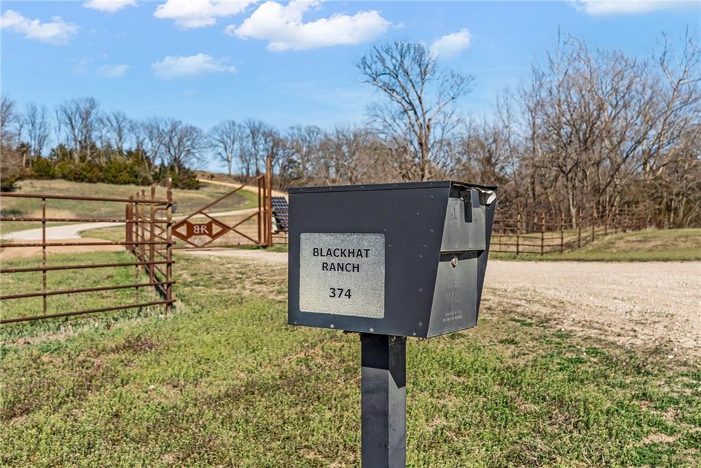 374 N 750 & 5 Parcels Road